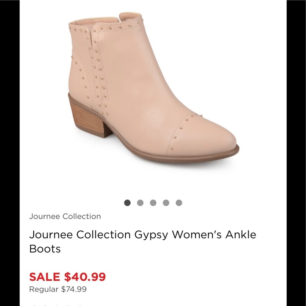 Journee Collection Gypsy short boots / booties